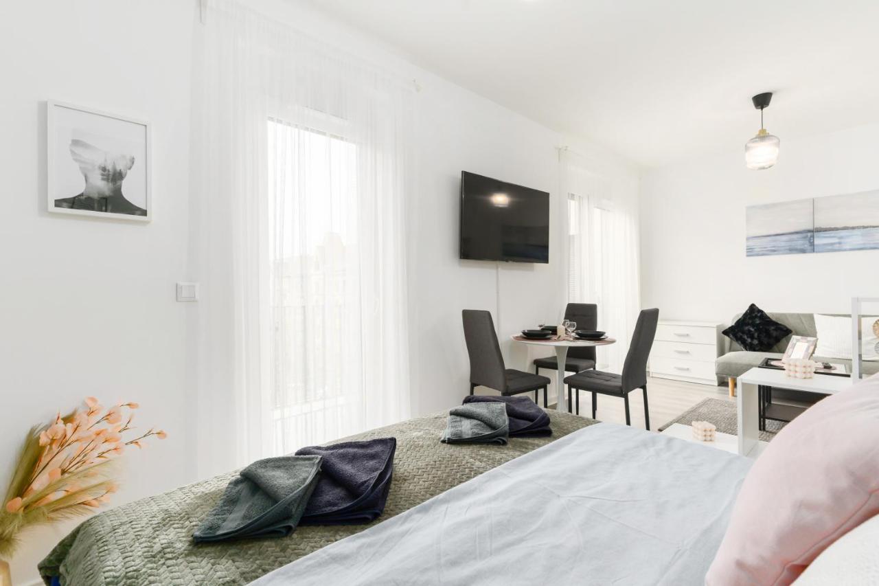 Sweet & Spicy - Brand New Apartment With Balcony Budapest Luaran gambar